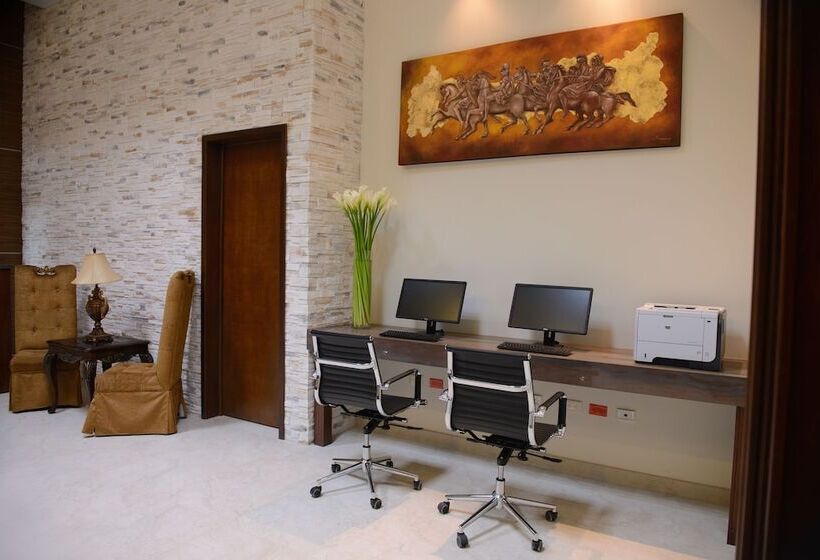 בית מלון כפרי Santorian