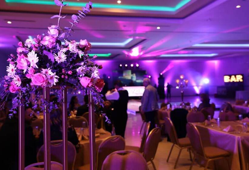 בית מלון כפרי Santorian