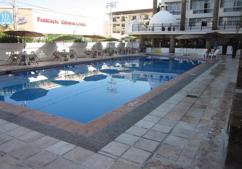 בית מלון כפרי Solamar Inn Mazatlan