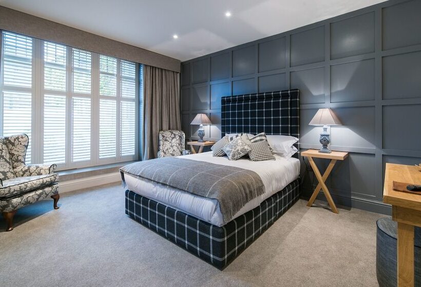 ホテル The Assheton Arms