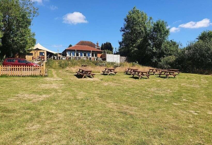 בית מלון כפרי The Carpenters Arms