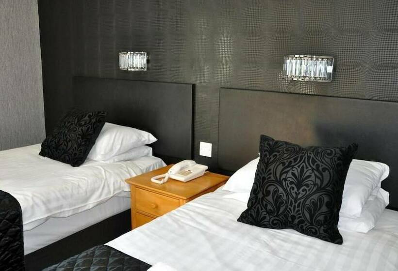 בית מלון כפרי The Dartmoor Lodge