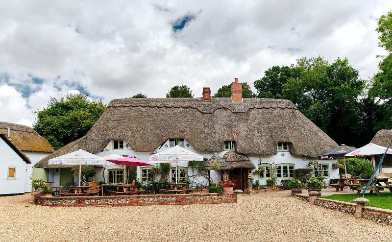 酒店 The Hatchet Inn