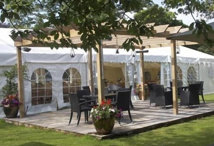 Отель The Nags Head