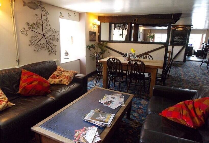 فندق The Vobster Inn