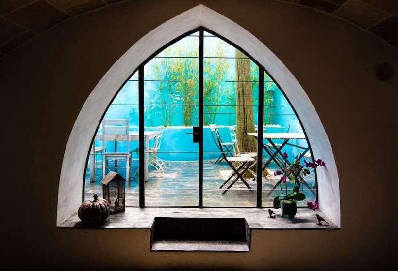 ホテル Tres Sants