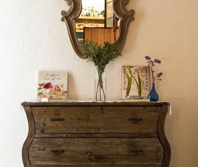 ホテル Tres Sants