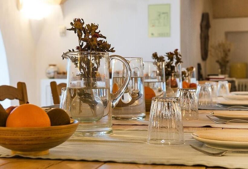 ホテル Tres Sants