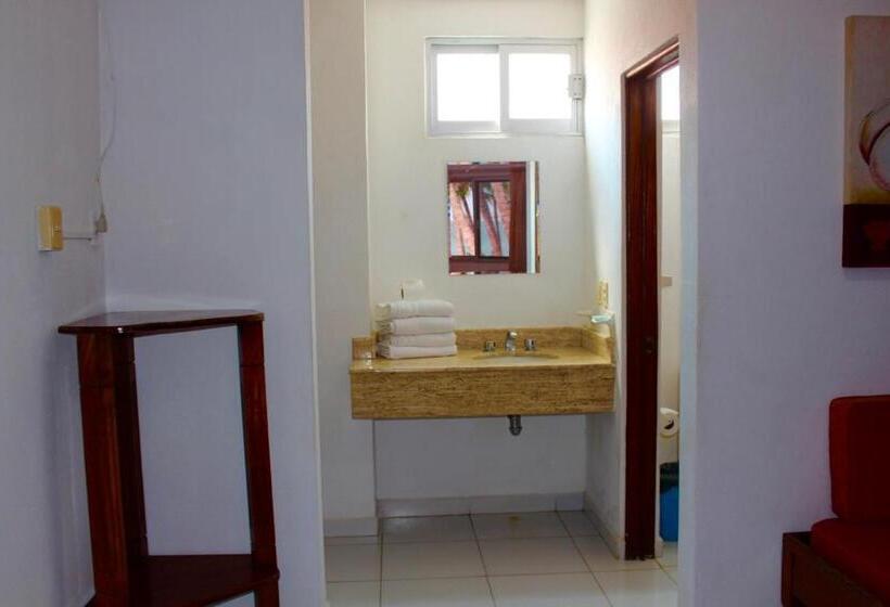 בית מלון כפרי Y Suites Corita