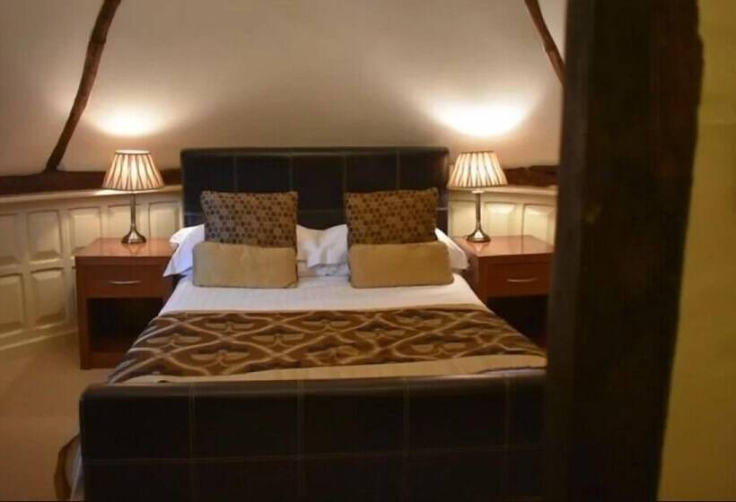 호텔 Ye Olde Red Lion