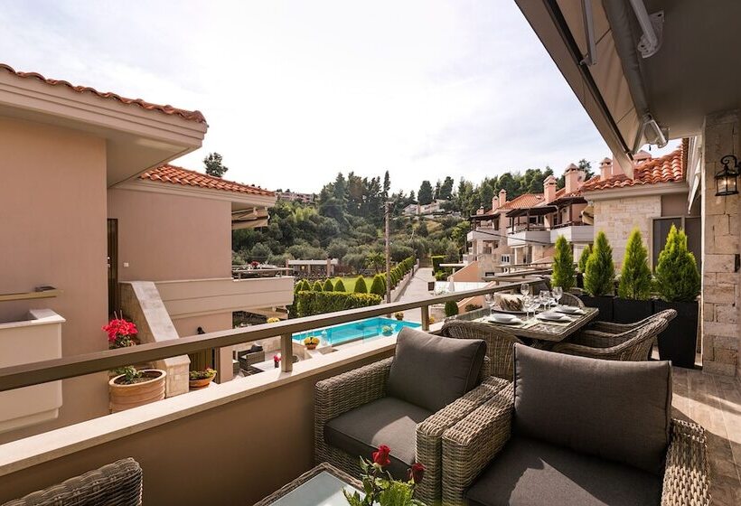 Kassandra Village Resort