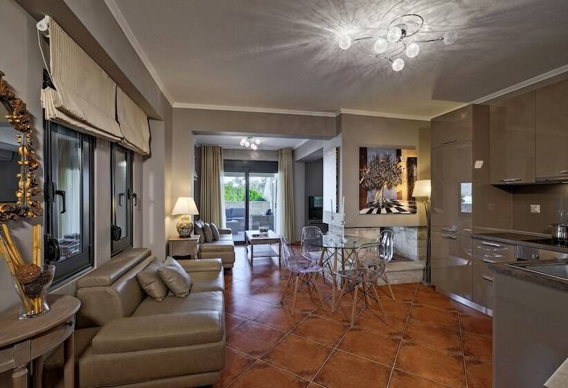 Kassandra Village Resort