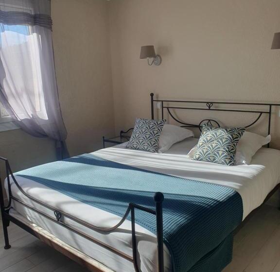 Le Mas Des Quintrands Manosque Motel De Charme