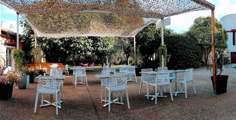 Le Mas Des Quintrands Manosque Motel De Charme