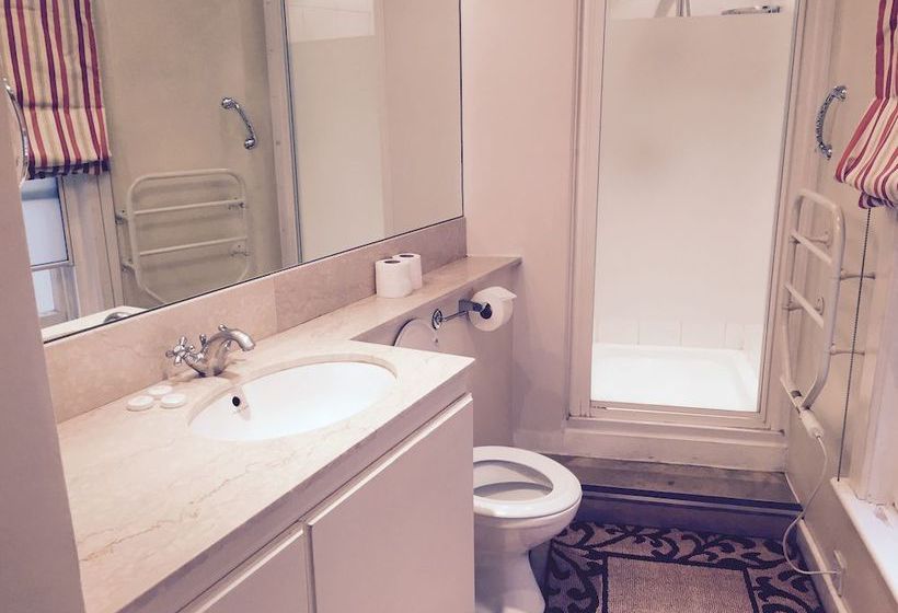 Lve Wellington Road Apartments