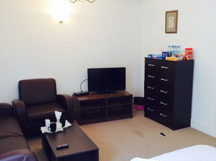 Lve Wellington Road Apartments