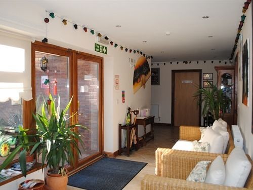 Пансион Central Guest House