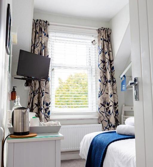 펜션 Kingsway Guesthouse A Selection Of Single, Double And Family Rooms In A Central Location