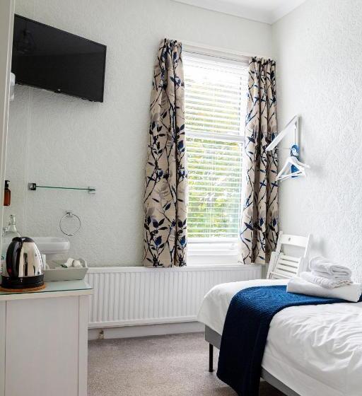 펜션 Kingsway Guesthouse A Selection Of Single, Double And Family Rooms In A Central Location