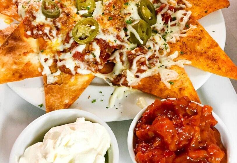 بنسيون Old Hall House, Nec