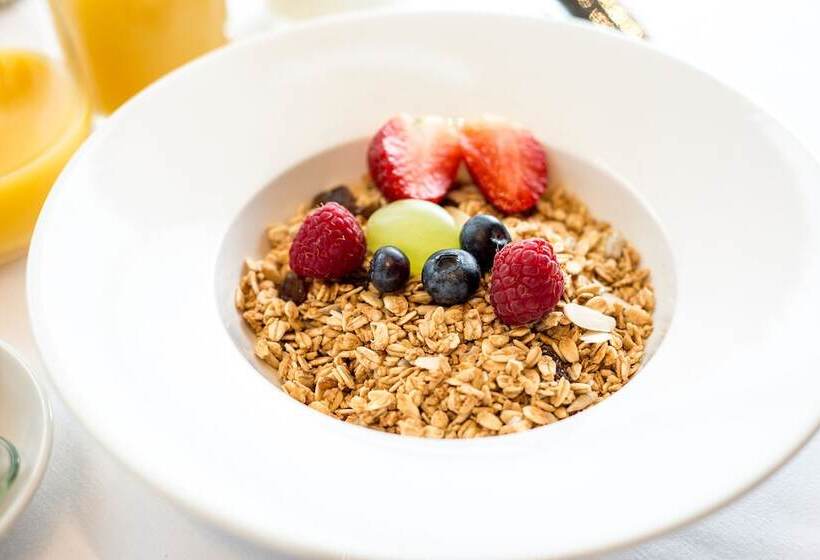 ペンション Peter Scott House, Birmingham