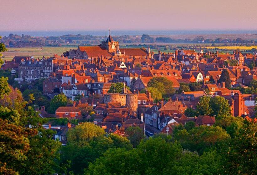 Пансион Saltcote Place