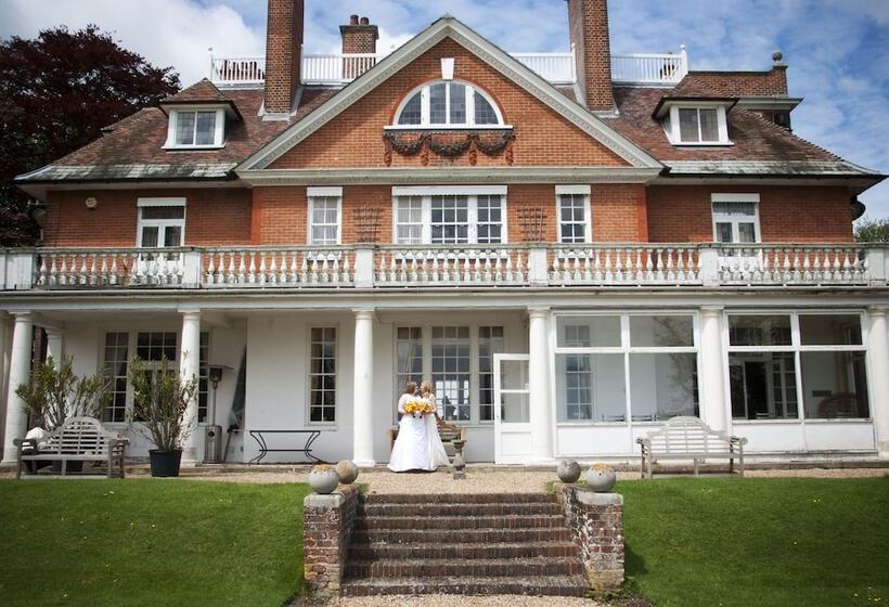 Пансион Saltcote Place