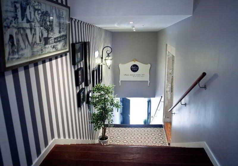 پانسیون The Art Inn Lisbon