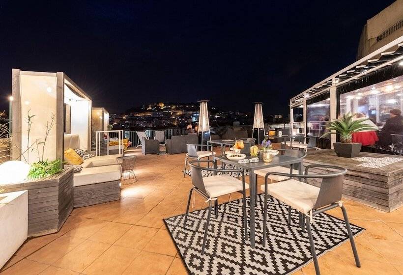 پانسیون The Art Inn Lisbon