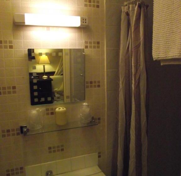 פנסיון The Molly House