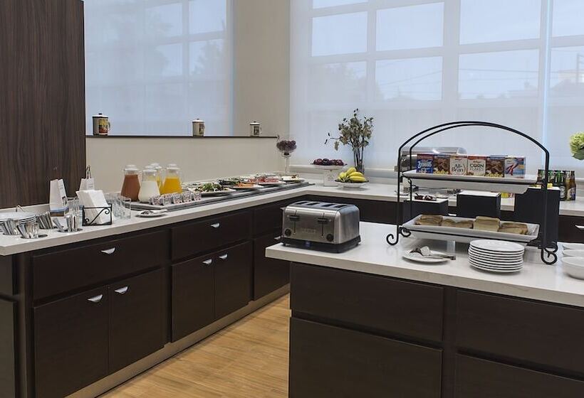 Staybridge Suites Puebla, An Ihg