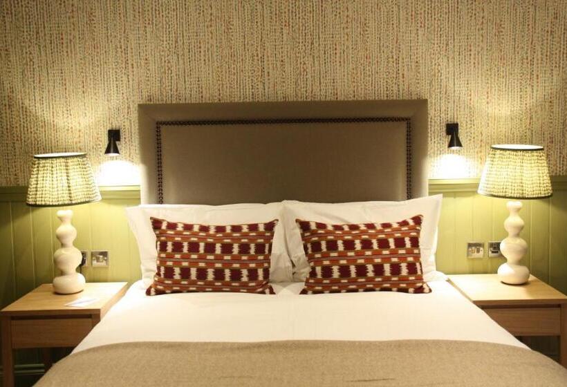 The Bell Hotel, Saxmundham