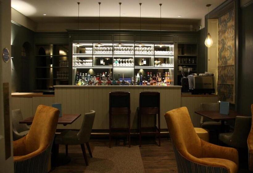 The Bell Hotel, Saxmundham