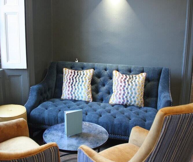 The Bell Hotel, Saxmundham