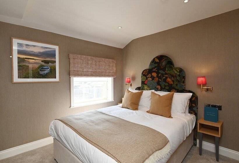 The Bell Hotel, Saxmundham