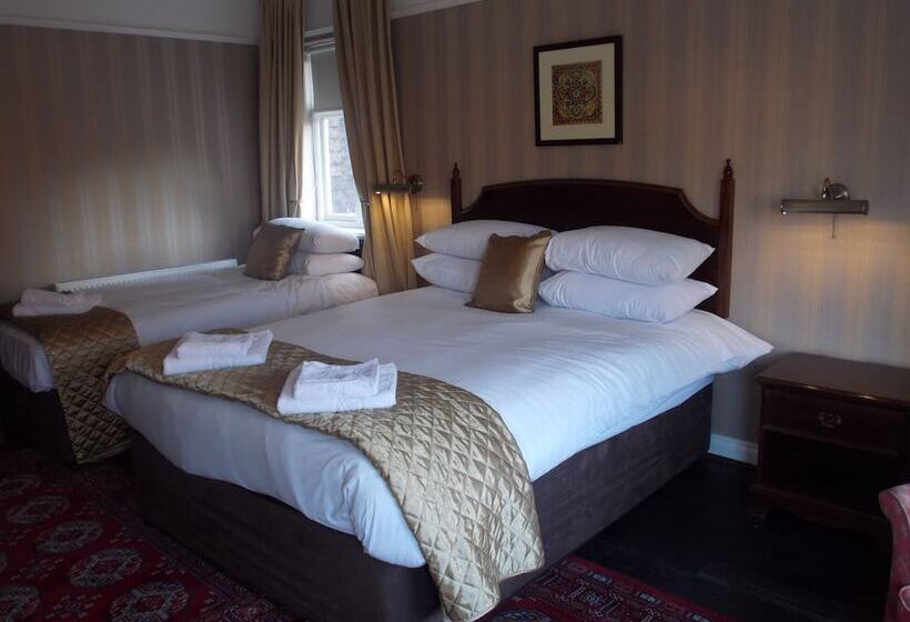 The Mountford Hotel   Free Parking