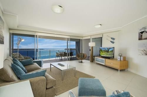 Waves Maroochy River