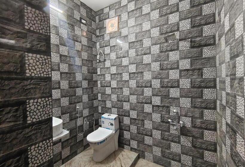 مبيت وإفطار Jawai Wildlife Safari Camp