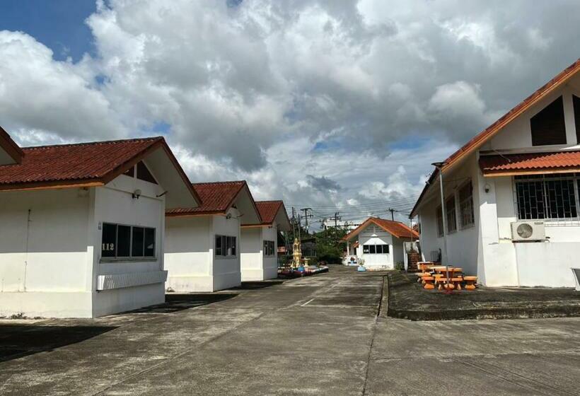 Chumphon Park Resort