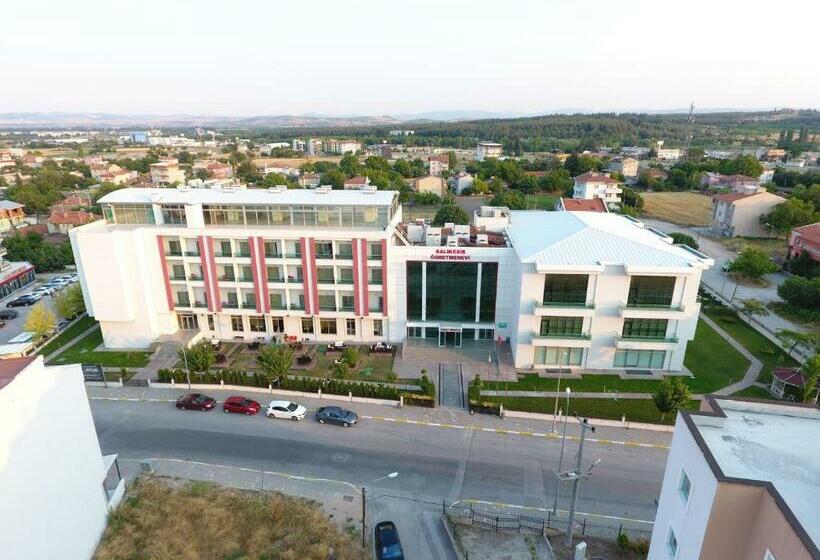 فندق Balıkesir öğretmenevi