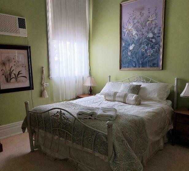 فندق Greenhills Inn