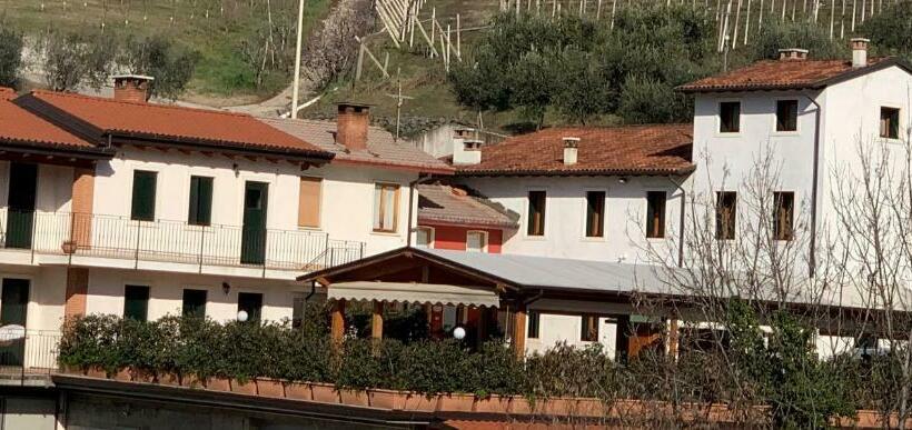 ホテル La Pietra Nera