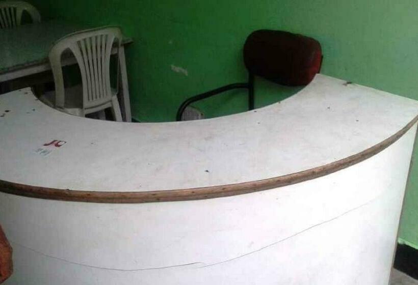 호텔 Maneri Lake & Restaurant By Wb Inn