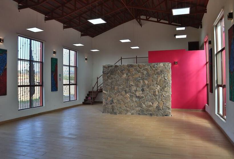 فندق Masia Arameni