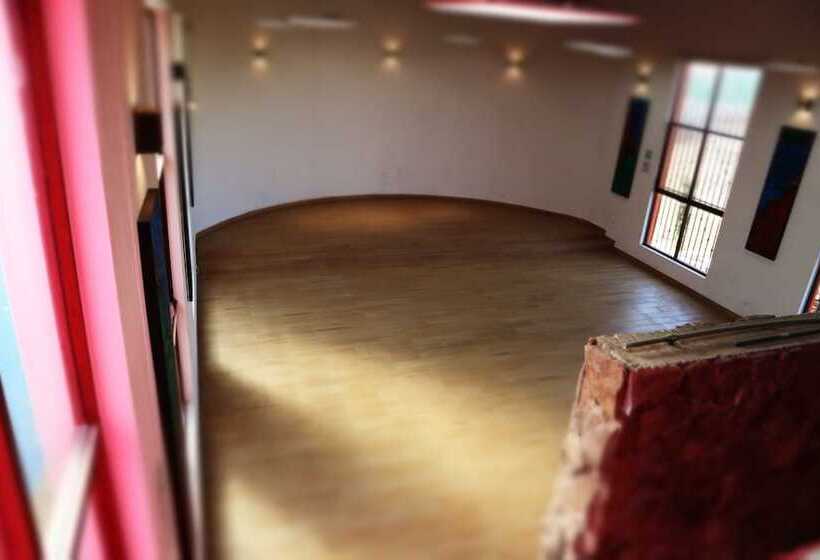 酒店 Masia Arameni