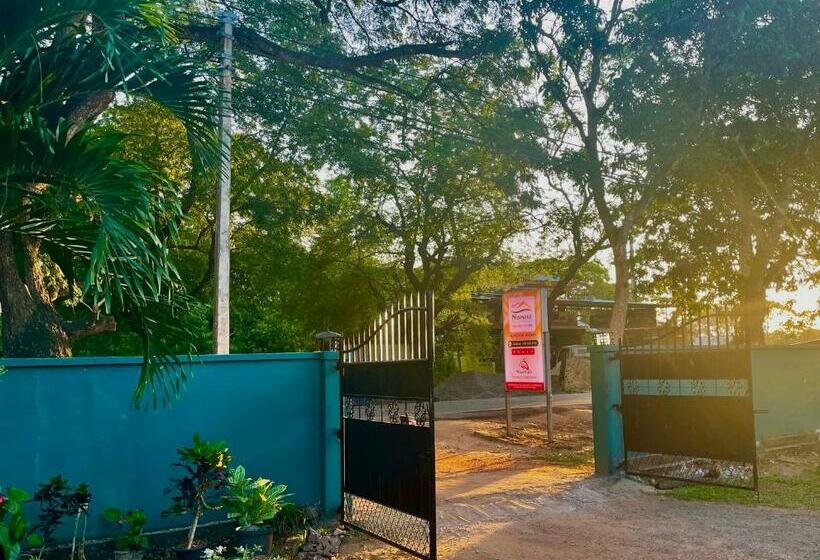 فندق Nimsara Holiday