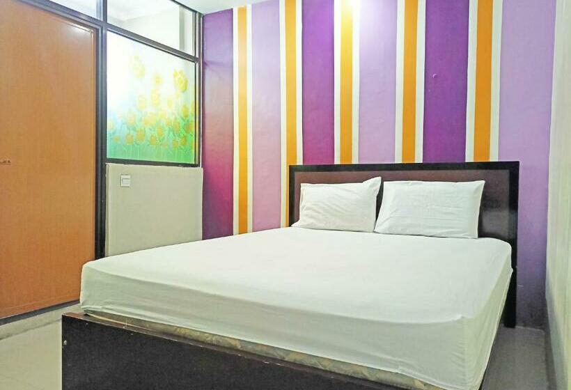 ホテル Oyo 92126  Syariah Sumber Mulya Nunukan