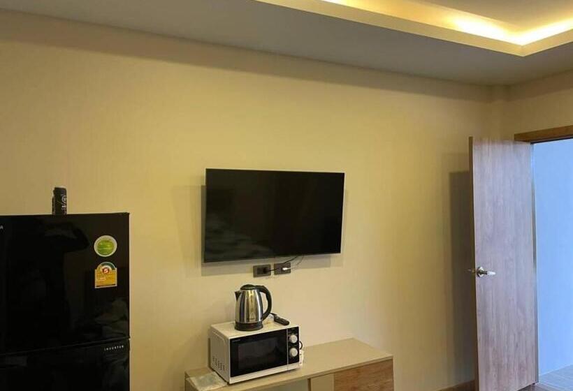 فندق Sky And Starloft