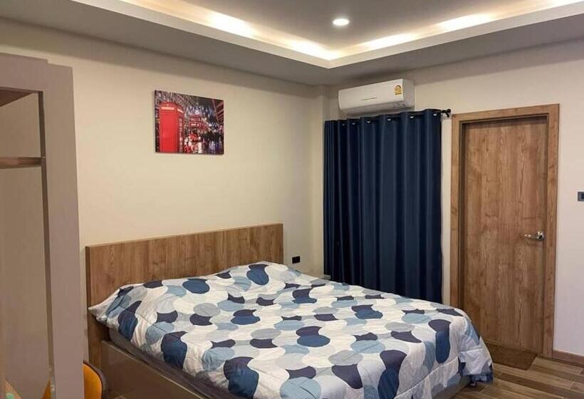 فندق Sky And Starloft