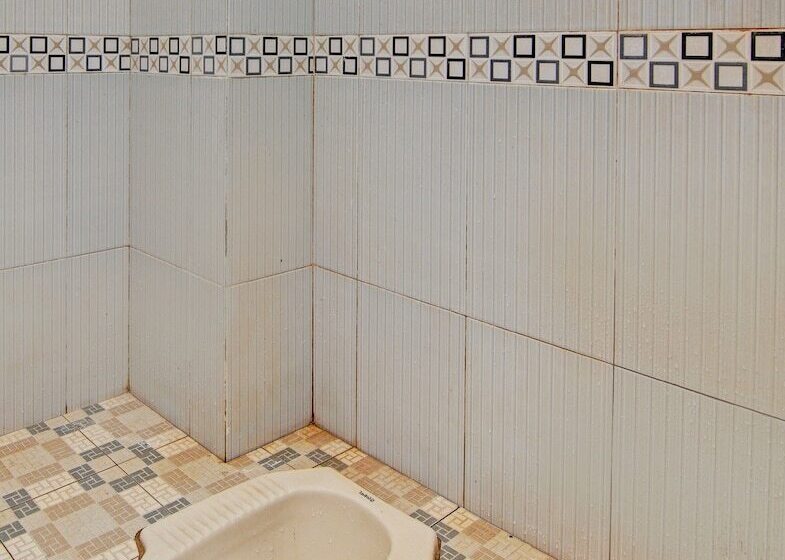 فندق Spot On 91950 Guest House Teknong Syariah